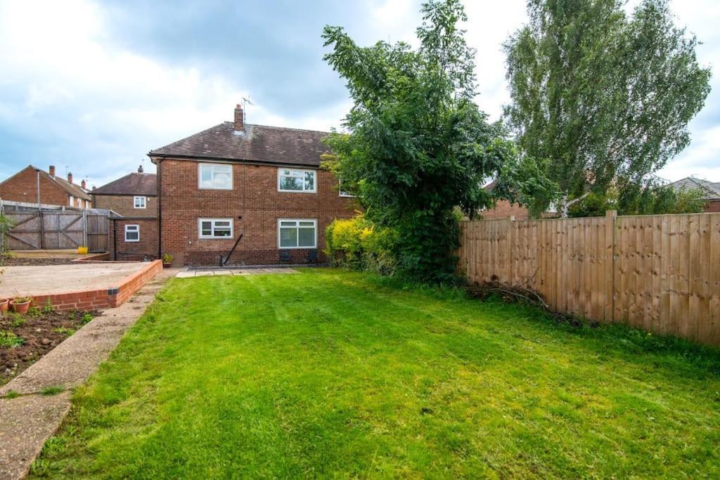 3 Bedroom House With Modern Amenities, Holiday home *